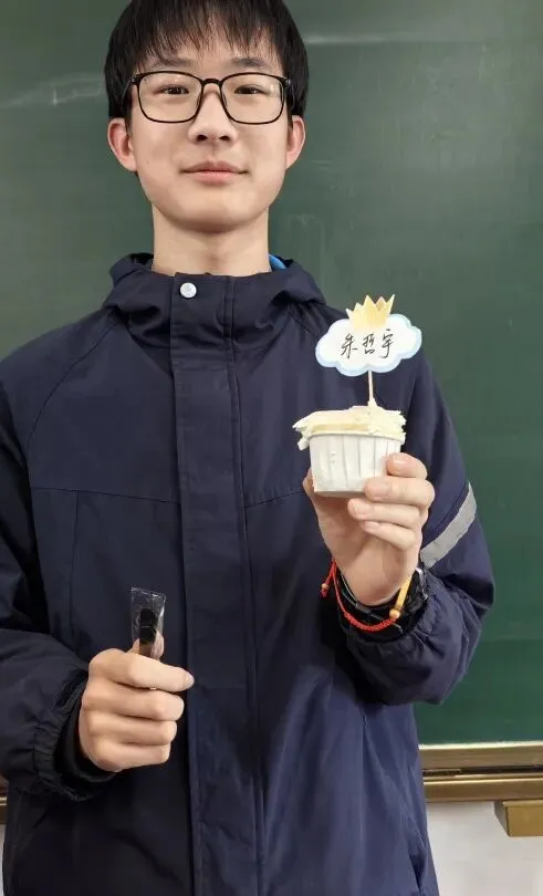 百日砺剑 逐梦中考——南苑中学九(13)班举行初三中考百日誓师活动 第77张