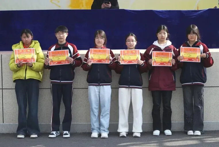 白杨中学2026年春开学典礼暨中考誓师大会 第34张