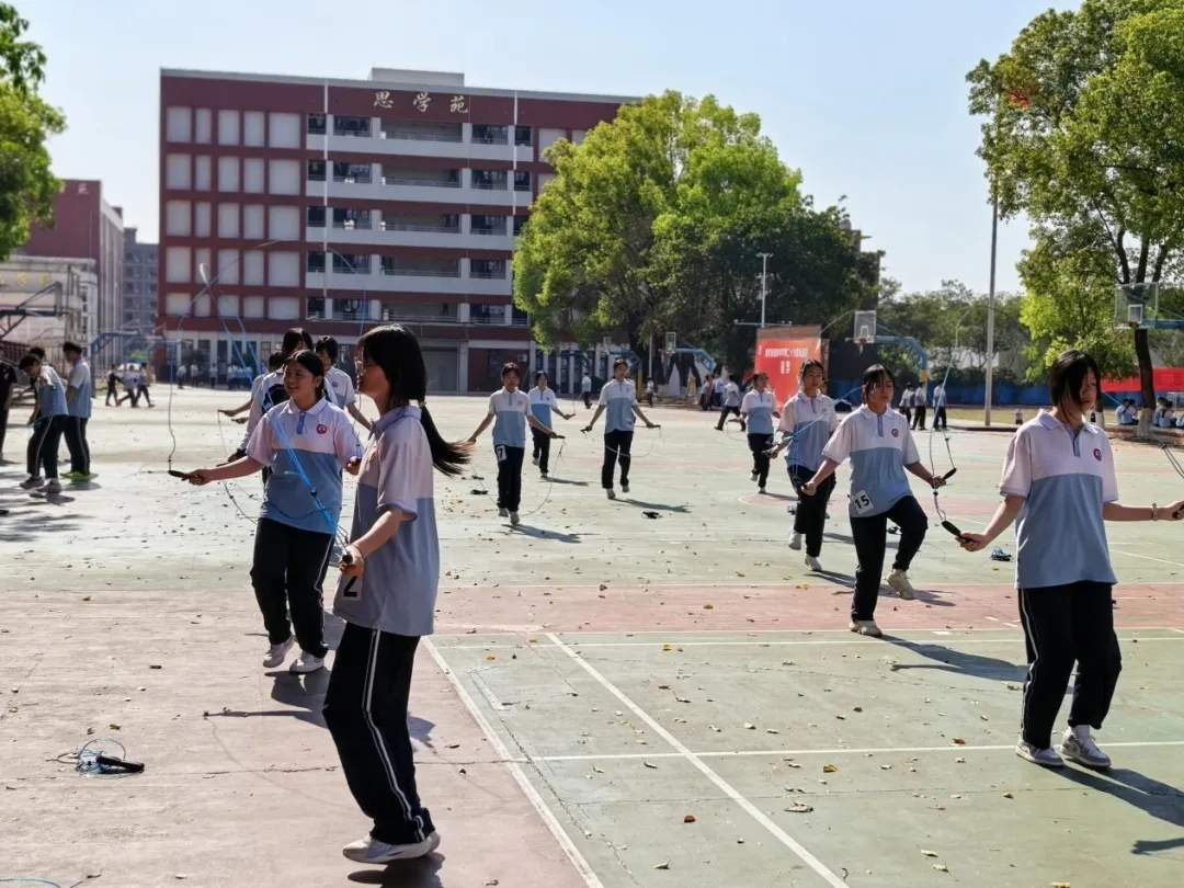 趁热打铁,冲刺中考——博罗县杨侨中学初三体育模考纪实 第17张