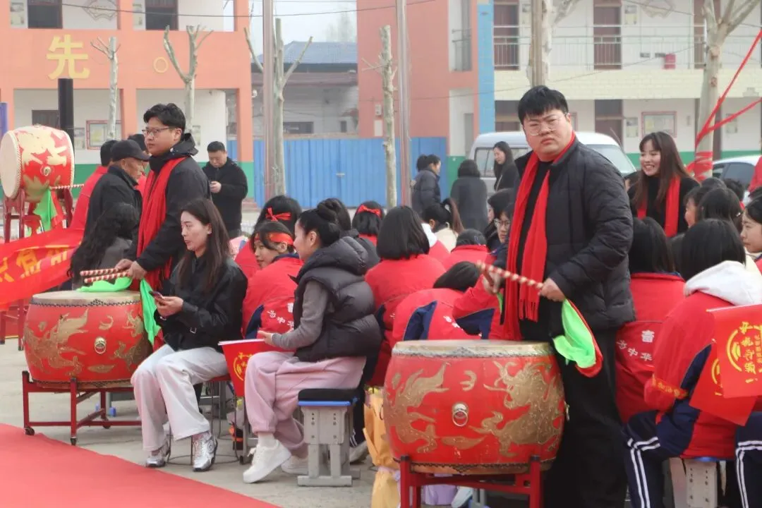 封丘县第二初级中学教育总校黄陵镇校区中考百日誓师大会 第30张