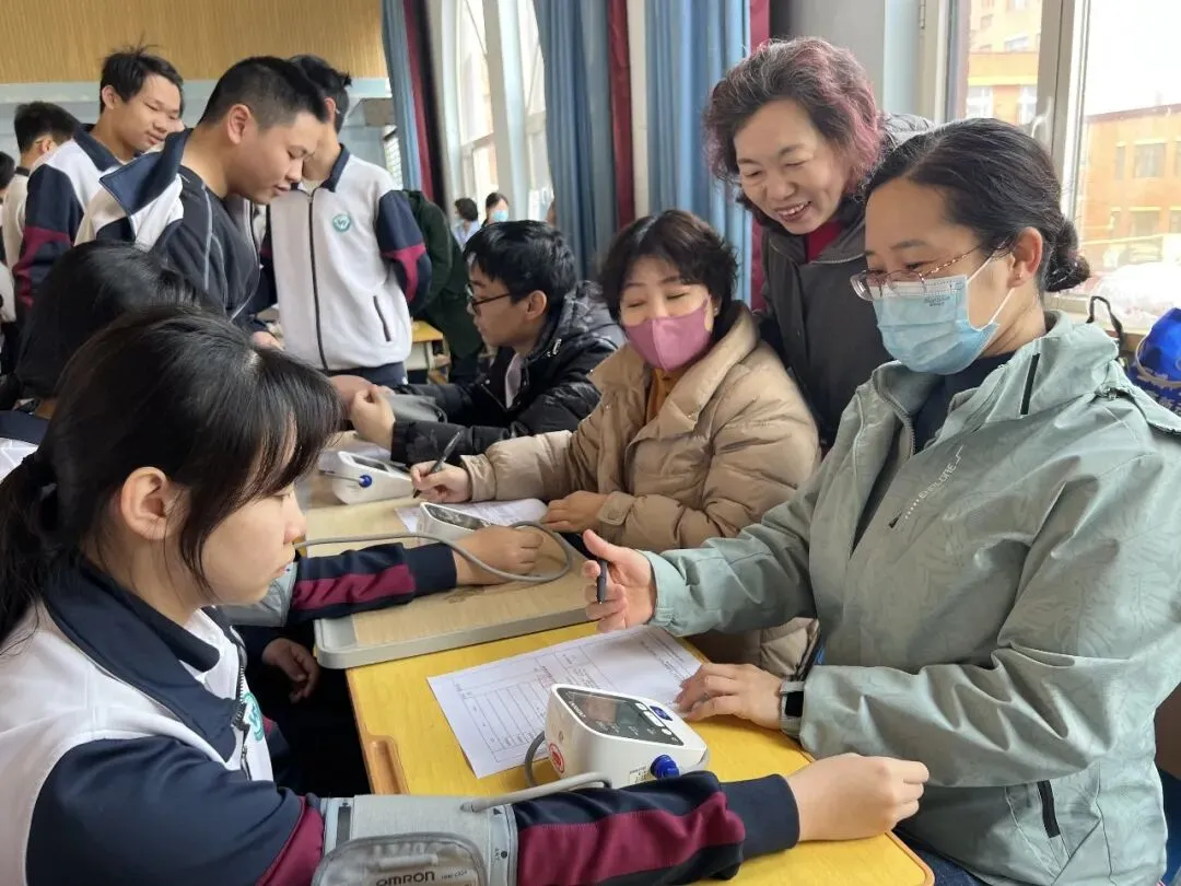 规范体检 护航中考——河西医院全面开展中考体检工作 第1张