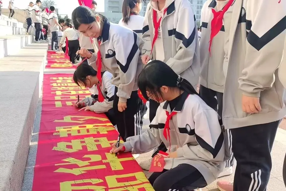 通源学校举行中考百日冲刺誓师大会 第57张