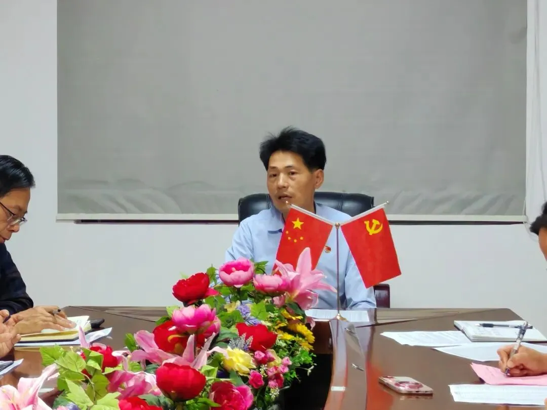 凝心聚力,剑指六月!我校召开中考备考策略研讨会 第12张