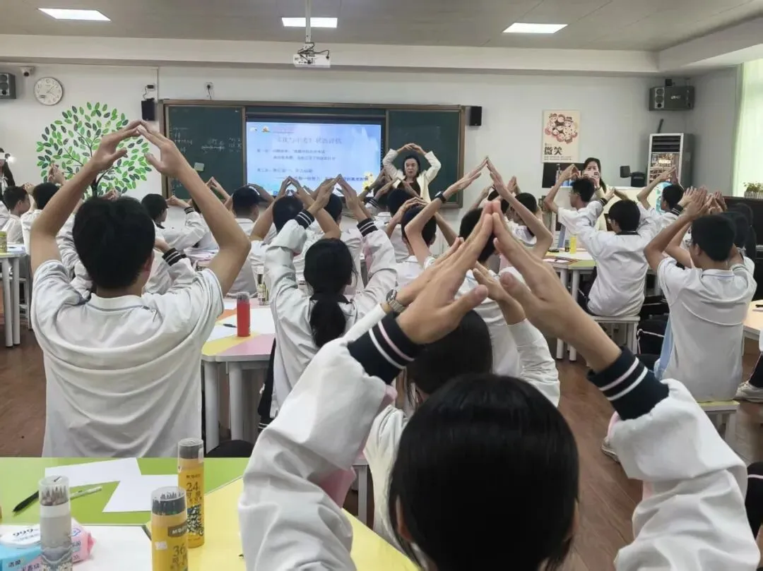 【助力中考】青春无悔 中考加油——容里中学举行初三学生心理团辅活动 第11张