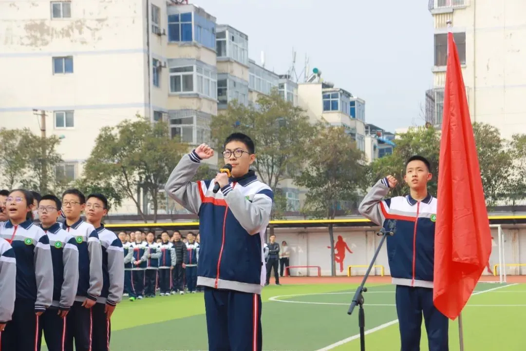 新乡市第三十中学成功举办2026年中考百日冲刺誓师大会 第9张