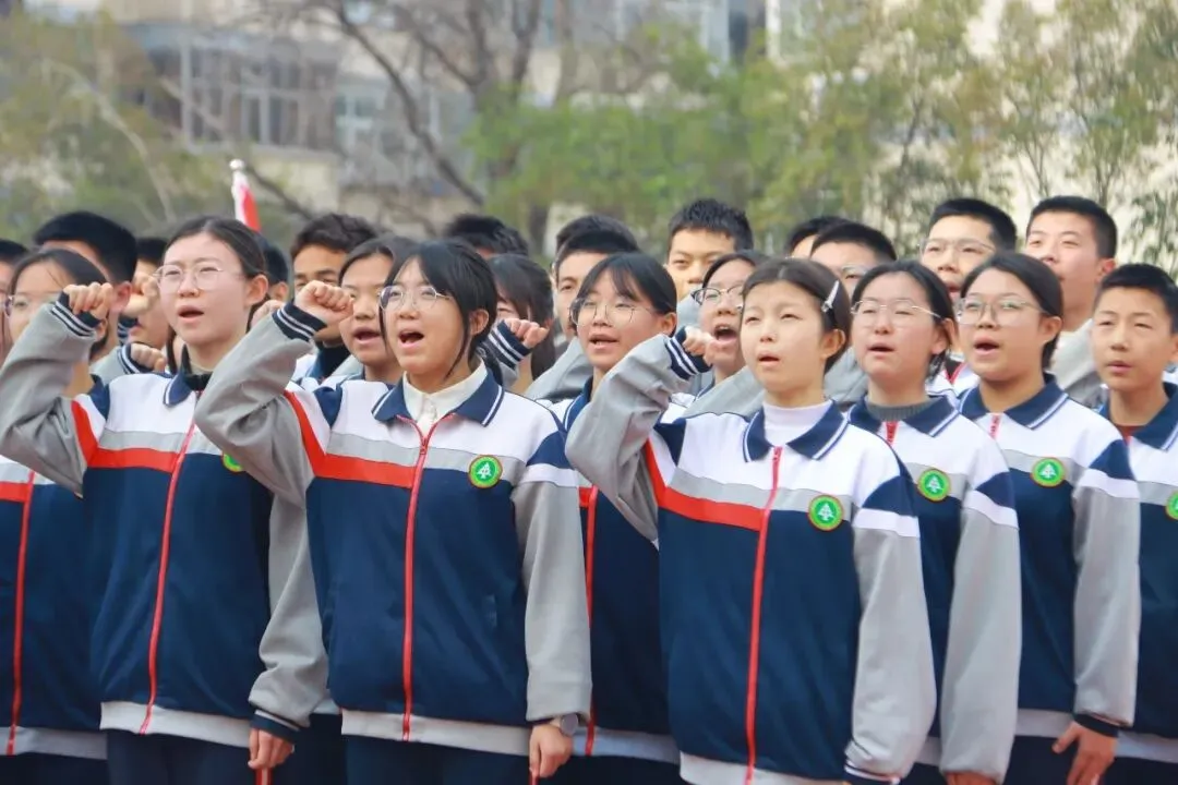 新乡市第三十中学成功举办2026年中考百日冲刺誓师大会 第11张