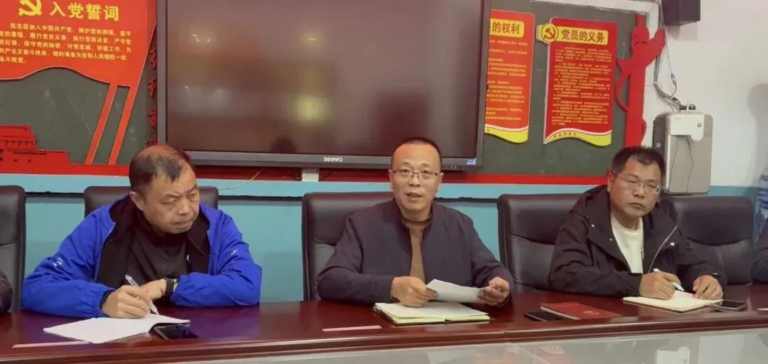 凝心聚力抓两头 精准施策冲中考| |太华中学召开2026年中考备考工作会 第10张