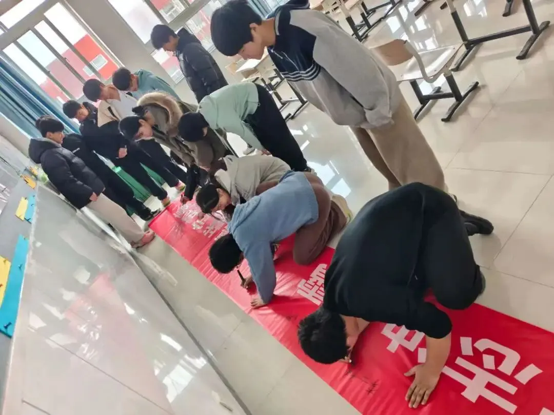 登万里长城,燃百日壮志|我校初三中考百日誓师活动圆满落幕 第14张