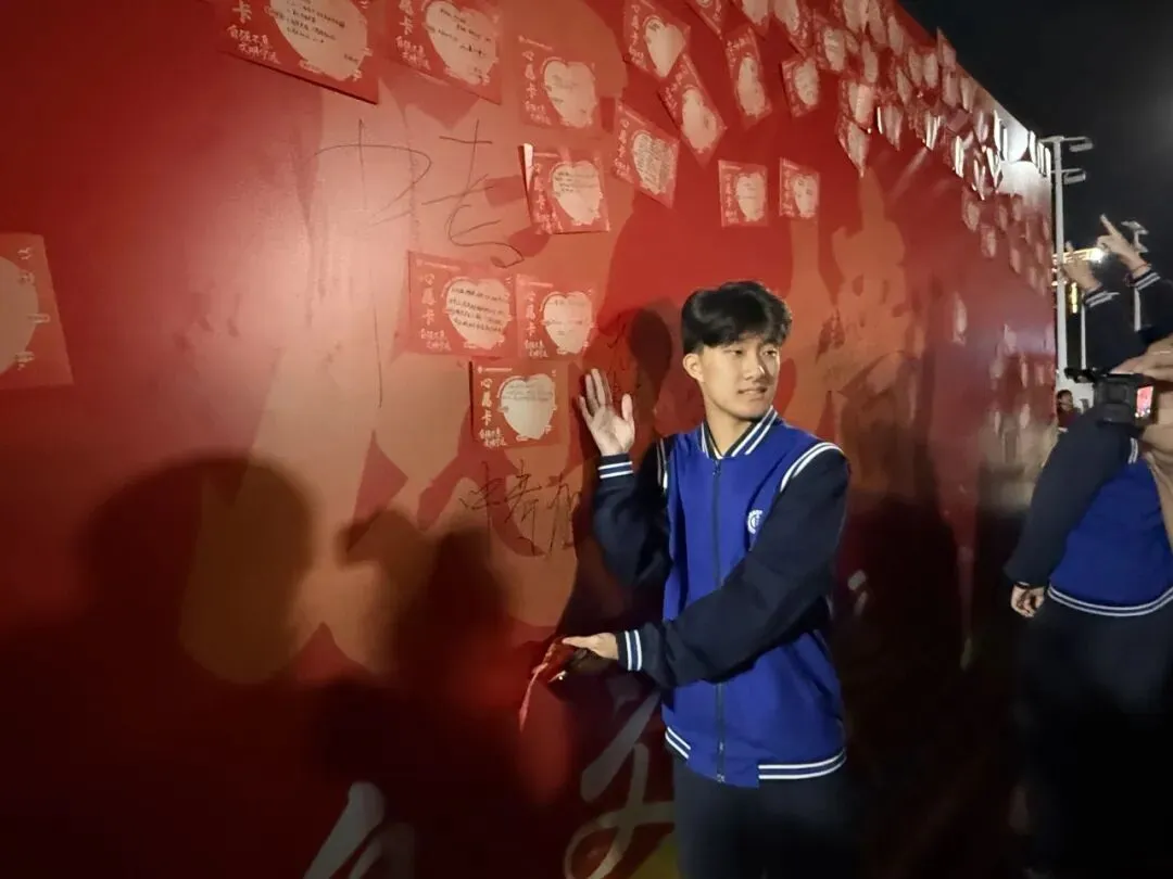 三亚崖州湾科技城寰岛实验中学中考百日誓师大会圆满举办 第46张