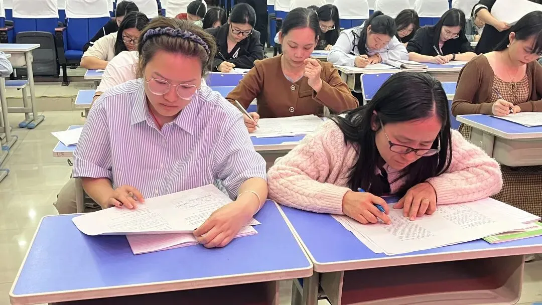 精研真题明方向,深耕教学促发展!——我校开展教师同做中考题活动 第8张