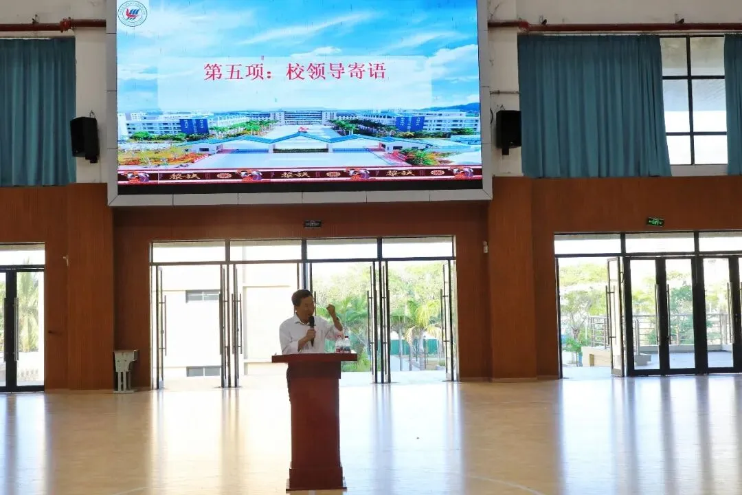 燃青春之火,铸中考辉煌—民附陵水分校初三年级中考百日誓师大会圆满举行 第12张