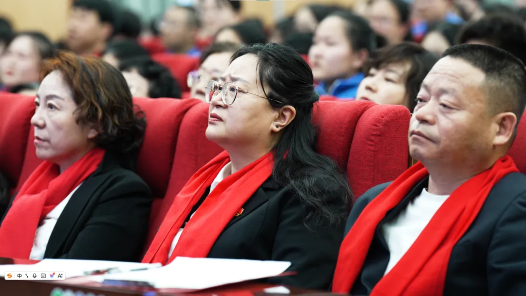 【党建带】凌云壮志赴中考 青春逐梦正当时 | 海拉尔区第七中学隆重举行家校携手共助学生成长大会 第13张