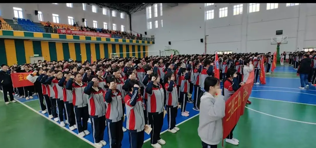 【中考冲刺赋能活动】心向璀璨·百日逐光——2026届中考百日冲刺赋能大会圆满举行 第22张