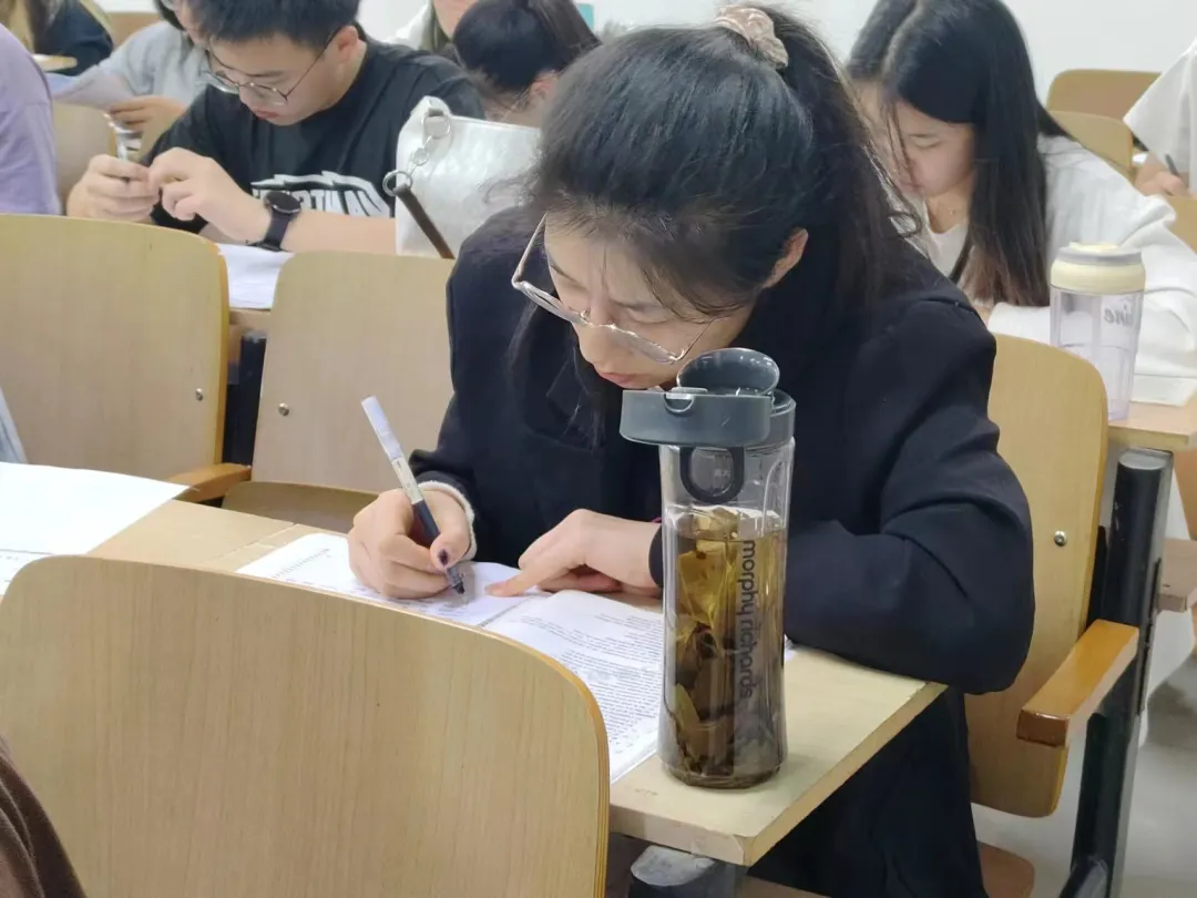 练心态,树考风|我系组织开展四六级模拟考试 第15张