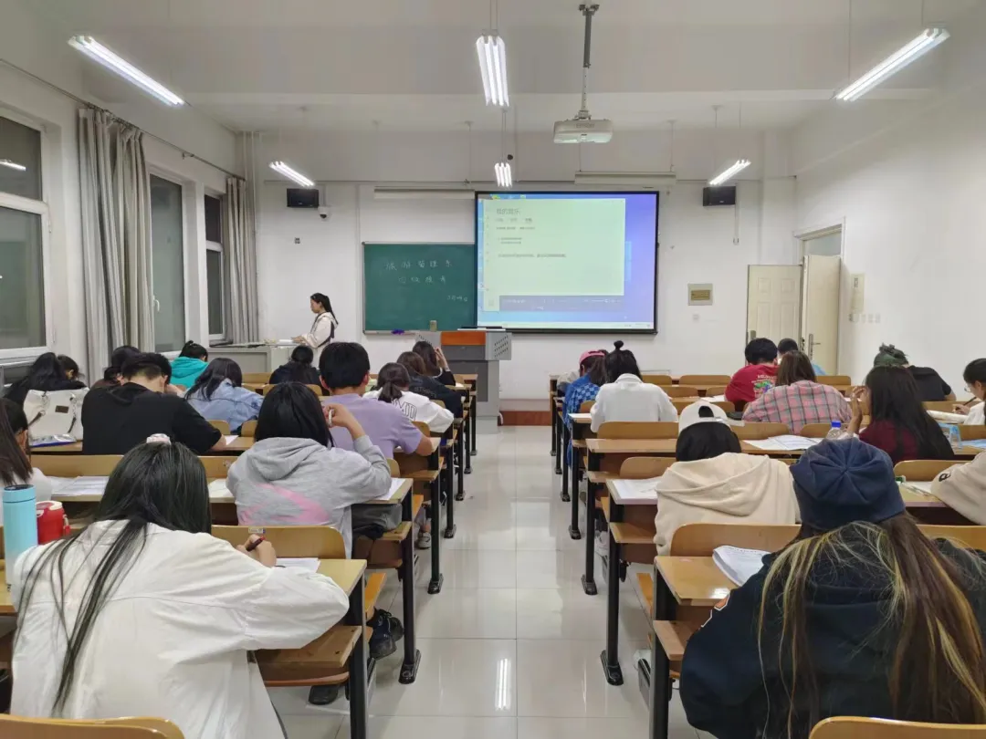 练心态,树考风|我系组织开展四六级模拟考试 第19张