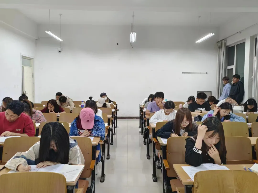 练心态,树考风|我系组织开展四六级模拟考试 第20张