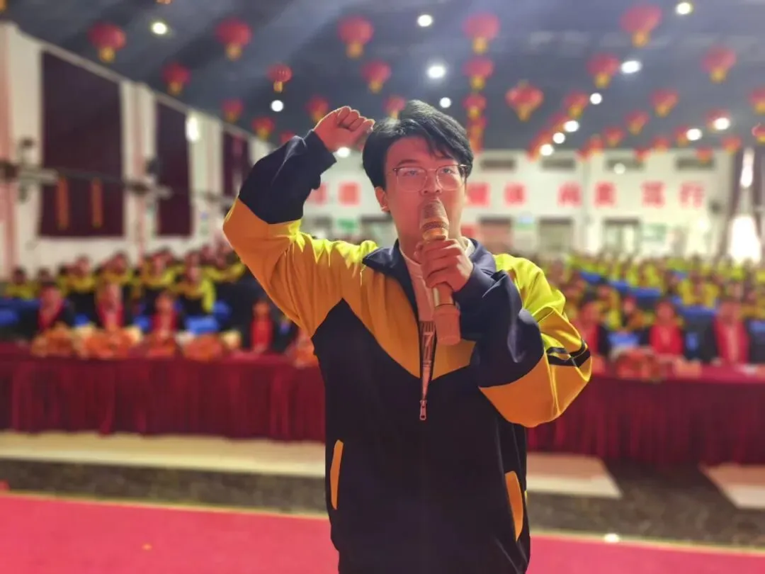 百日誓师燃斗志,逐梦中考启新程 | 树人教育学校2026届中考百日冲刺誓师大会 第63张