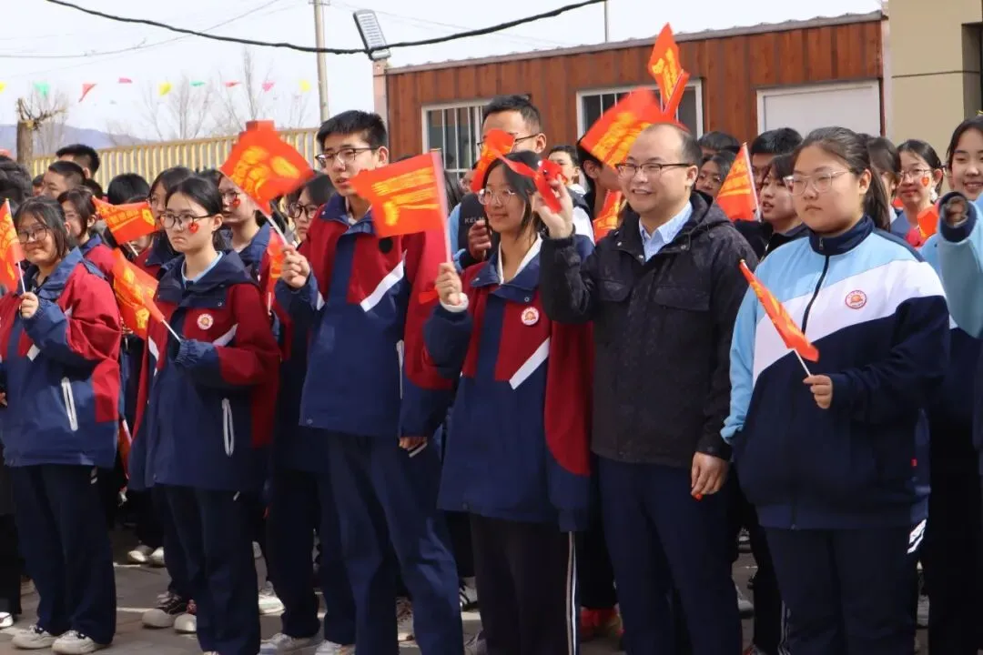 百日竞渡,破浪展雄风——金太阳学校中考百日誓师大会圆满举行 第46张