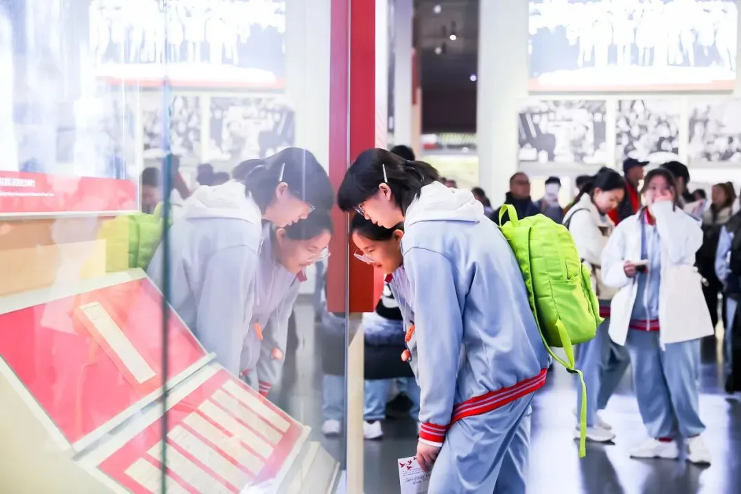 追寻赶考足迹 誓创中考辉煌 ——记初三年级香山革命纪念馆主题教育活动暨百日誓师大会 第27张