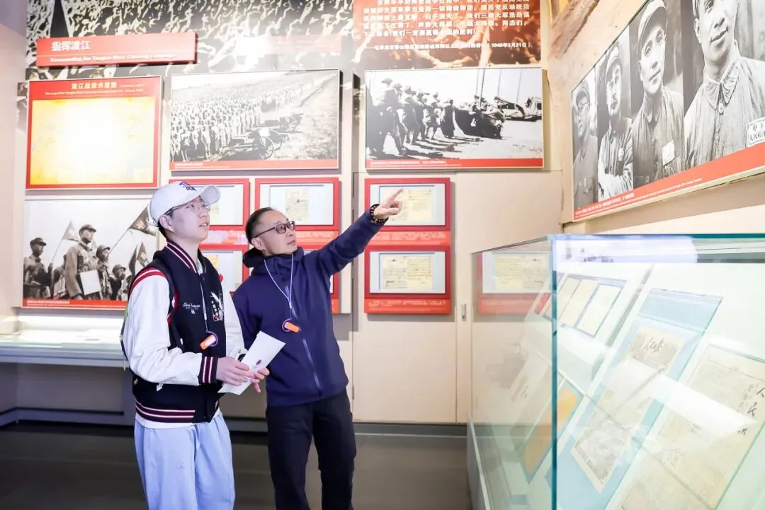 追寻赶考足迹 誓创中考辉煌 ——记初三年级香山革命纪念馆主题教育活动暨百日誓师大会 第32张