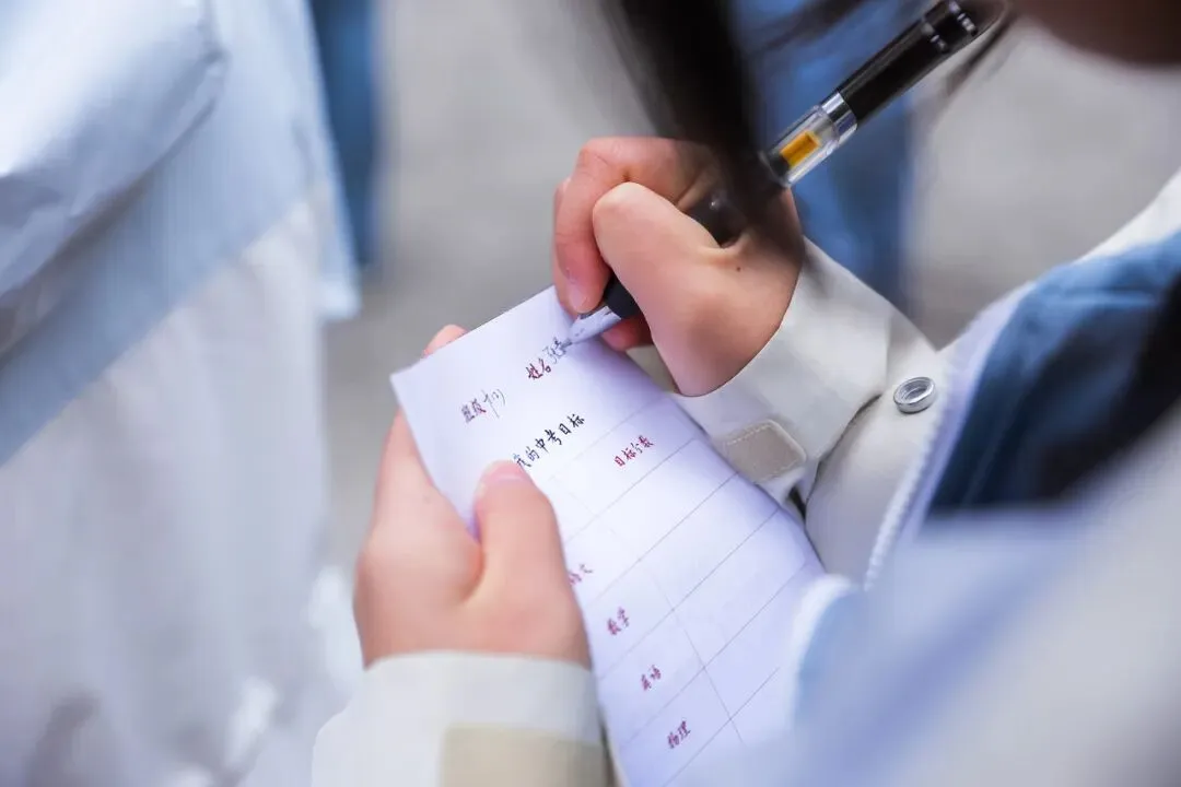 追寻赶考足迹 誓创中考辉煌 ——记初三年级香山革命纪念馆主题教育活动暨百日誓师大会 第42张