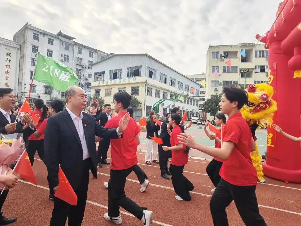 马跃前程 赢战中考 | 平南街道第二中学2026年中考百日誓师大会 第32张
