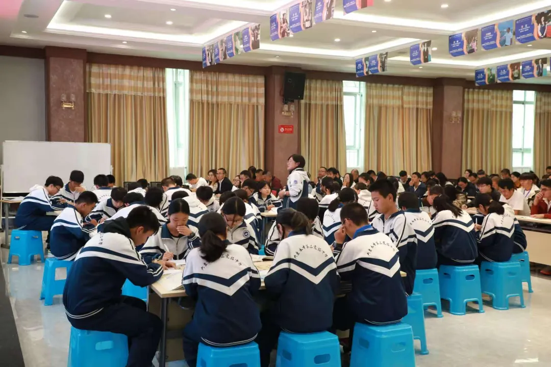 中考护航践初心,良师领航育新苗||杨涛老师:以数智立风骨,以恒心致远方 第5张