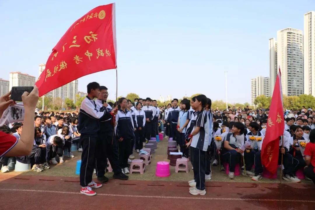 百日砺剑 决胜中考!——北海市第十二中学2026 届中考百日誓师大会燃情启幕 第35张