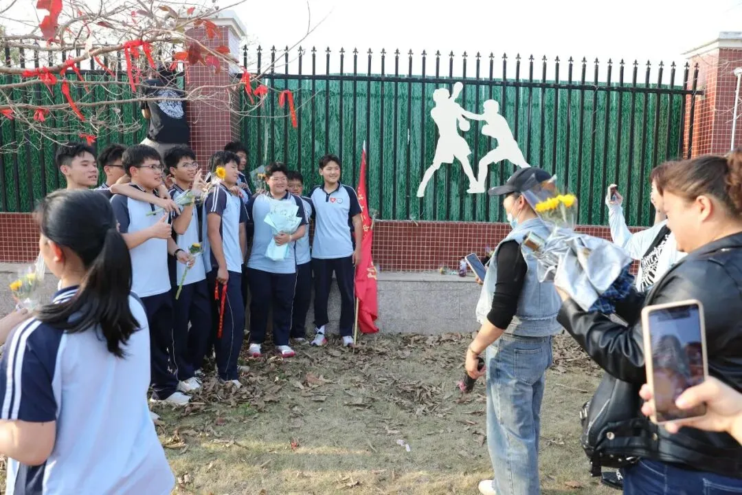 百日砺剑 决胜中考!——北海市第十二中学2026 届中考百日誓师大会燃情启幕 第48张