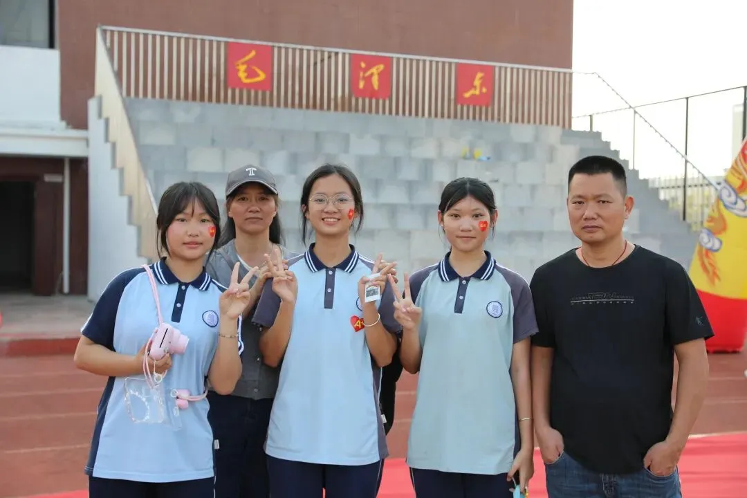 百日砺剑 决胜中考!——北海市第十二中学2026 届中考百日誓师大会燃情启幕 第50张