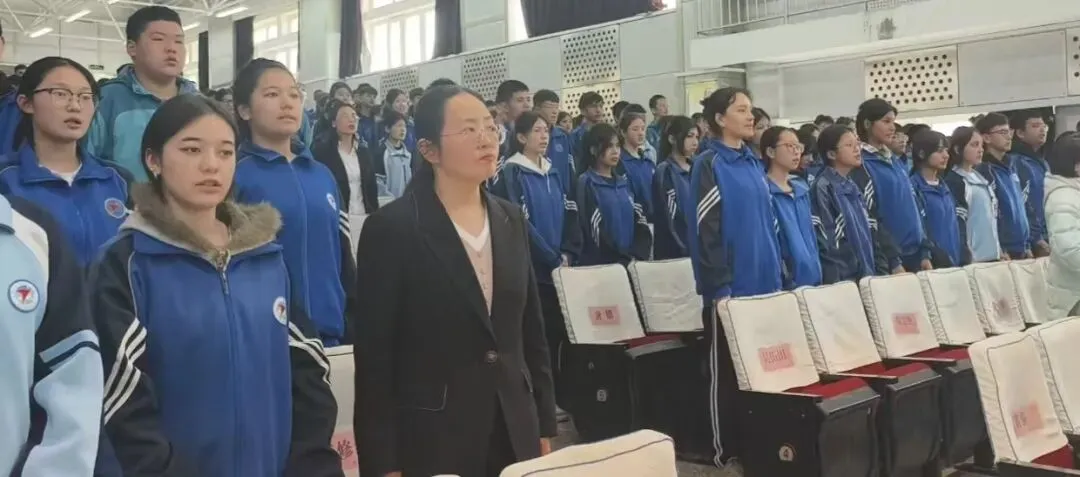 百日励剑赴中考 青春逐梦向荣光——乌鲁木齐市第7中学2026届誓师大会 第15张