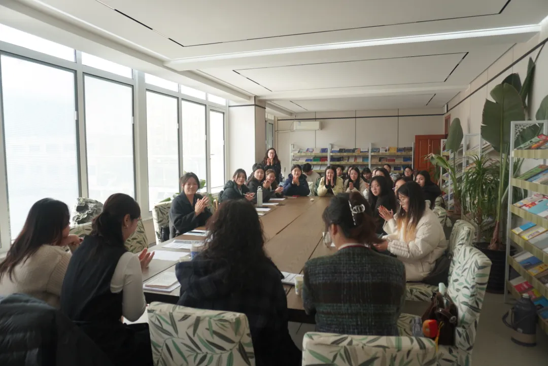 雷锋活动月|我院成功举办第四届教师招聘考试“模拟面试间”活动 第15张