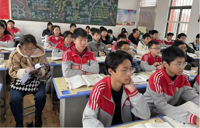 监利市2026届中考复习备考校际联合教研活动在程集镇初级中学举行 第19张