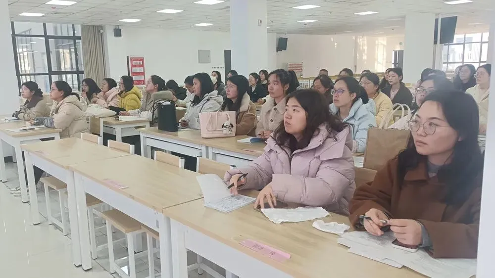 深研真题明方向,凝心聚智促转型 —— 登外2026年3月份学科大教研活动纪实 第11张