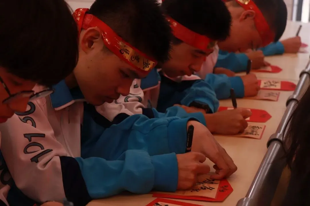 百日为阶,更进一步——初三年级中考百日誓师大会 第16张