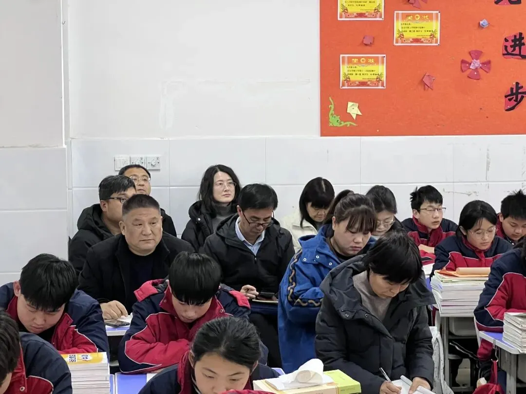 校际携手深耕课堂 聚焦中考共研提质——柳山初中、杨善初中到冶源初中开展联合教研活动 第9张