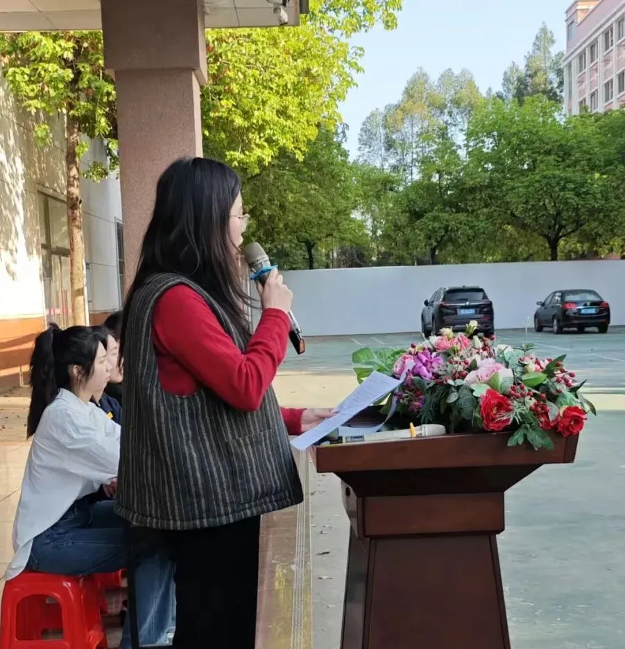 百日砺剑,逐梦前行——诏安立兴学校举行中考百日誓师大会 第31张