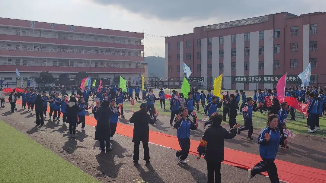 党建引领聚合力 百日冲刺战中考 第14张