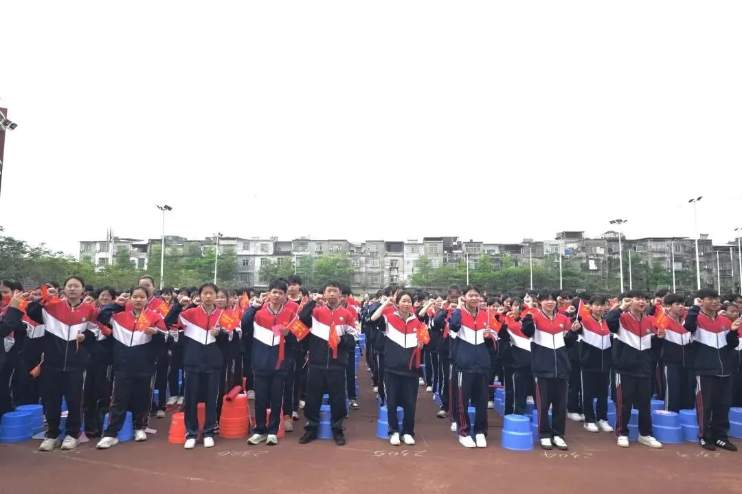 飞驰人生当此时 金马踏平中考路——宁明县实验学校2026年中考百日誓师大会圆满举行 第47张
