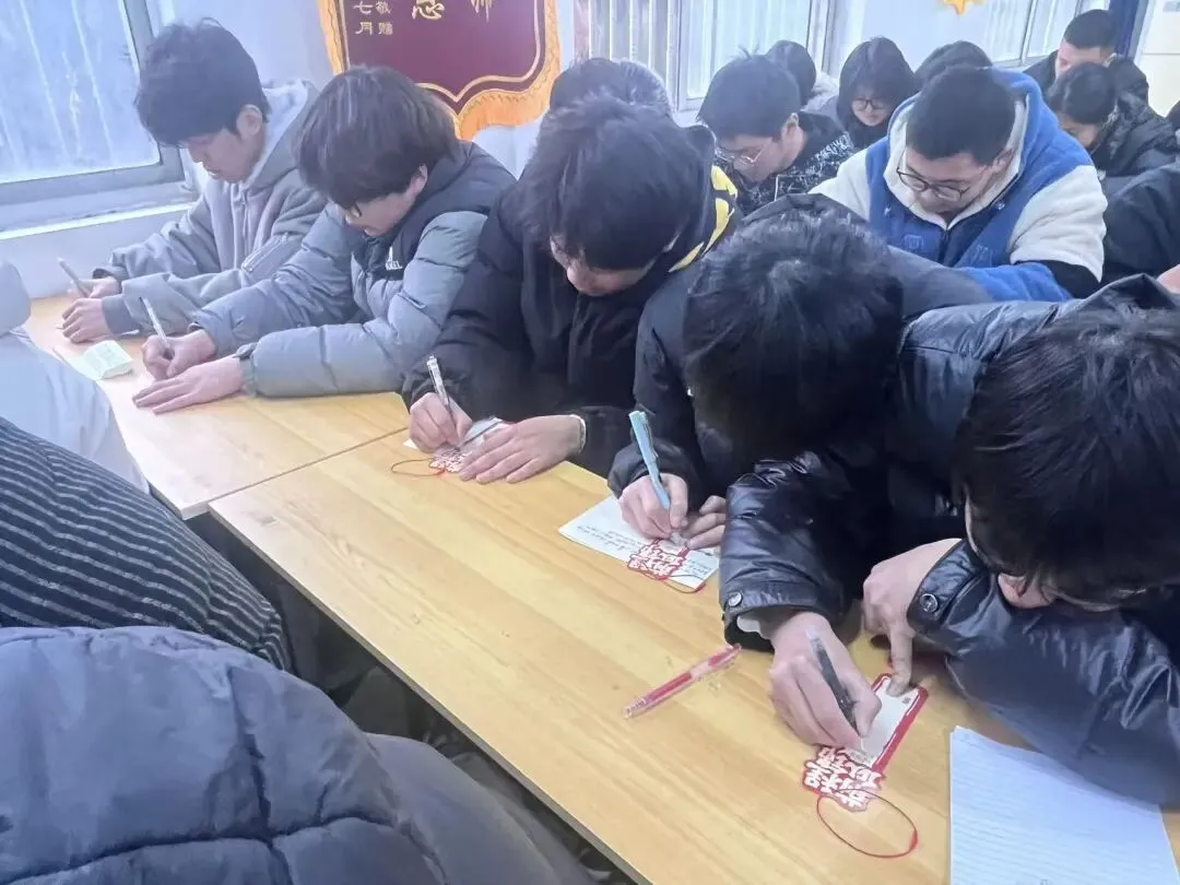 少年当有凌云志——九年级中考冲刺誓师大会圆满举行 第11张