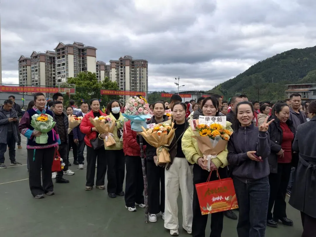 以战马之势 赴中考之约—我校举行2026届中考誓师大会 第13张