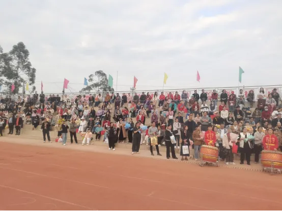 港南三中2026年中考百日誓师冲刺大会 第20张