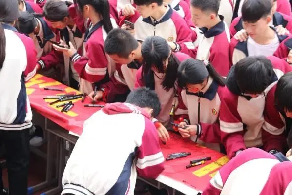 “砺志笃行承五色 百日冲刺战中考”忻城县民族中学2026年中考百日誓师大会 第78张