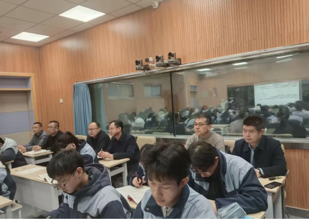 研思践悟促提升 对标学习备中考——高唐县时风中学教育集团初三数学教师赴高唐县第一实验中学开展教研学习活动 第3张