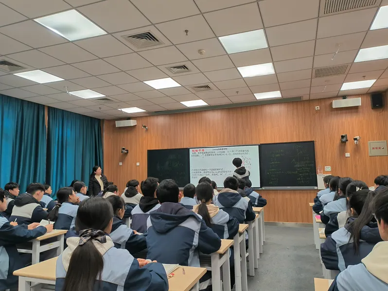 研思践悟促提升 对标学习备中考——高唐县时风中学教育集团初三数学教师赴高唐县第一实验中学开展教研学习活动 第4张