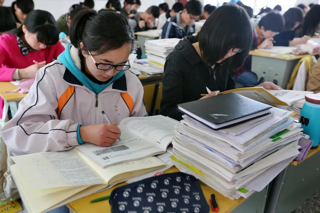 中考百天逆袭记,从熬夜刷题到精准蓄力,我用3阶段计划涨了52分 第2张