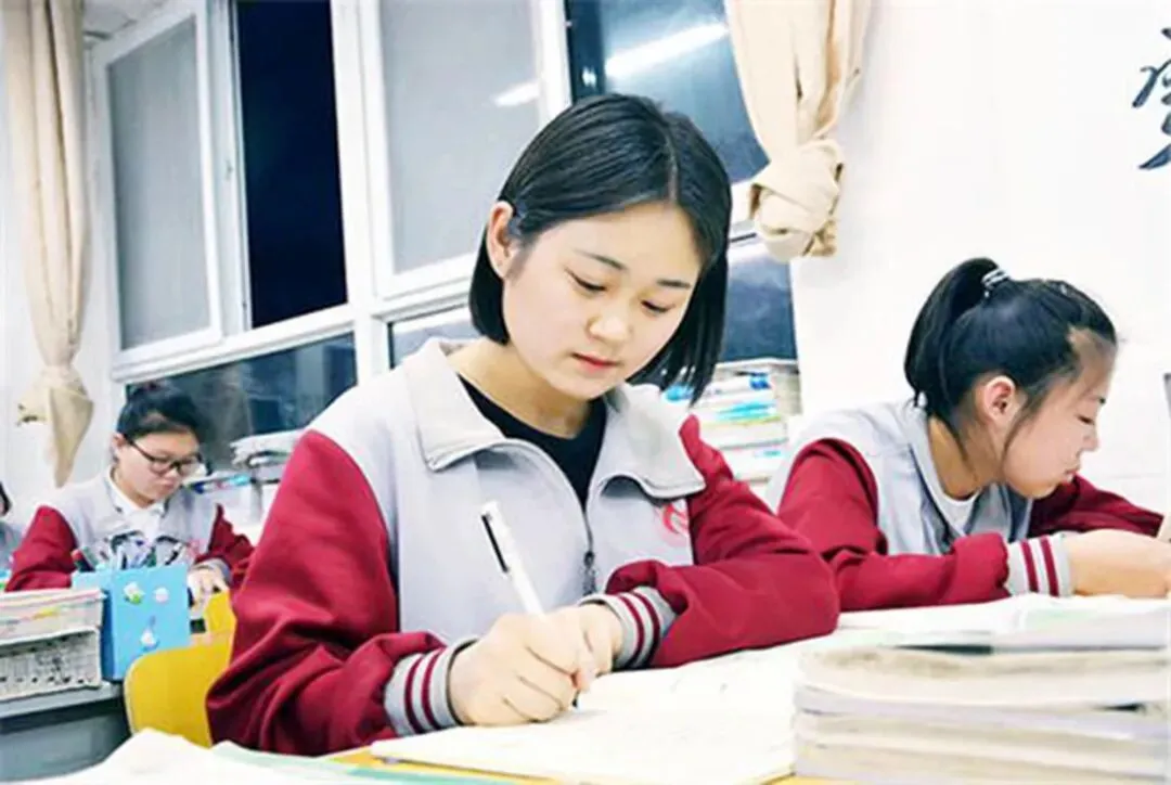 中考百天逆袭记,从熬夜刷题到精准蓄力,我用3阶段计划涨了52分 第8张