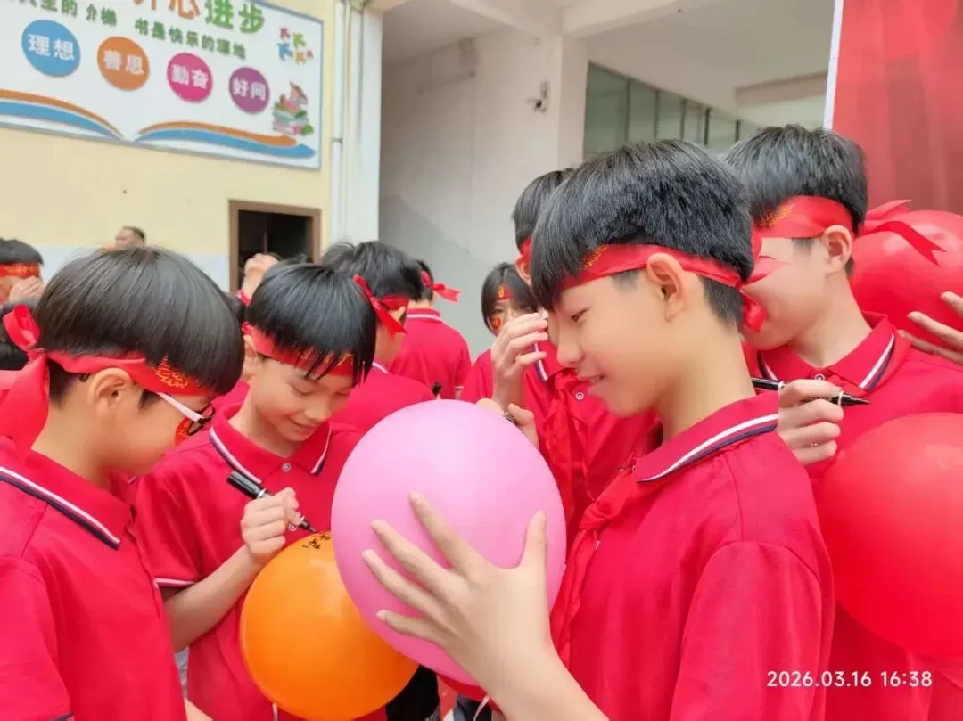 横州市龙湖学校举行2026年中考、小考百日誓师大会 第32张