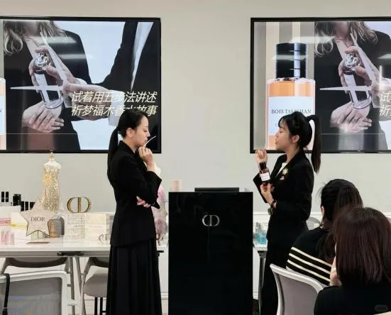 真题真做 项目驱动——时尚推荐官“职”等你来! 第19张