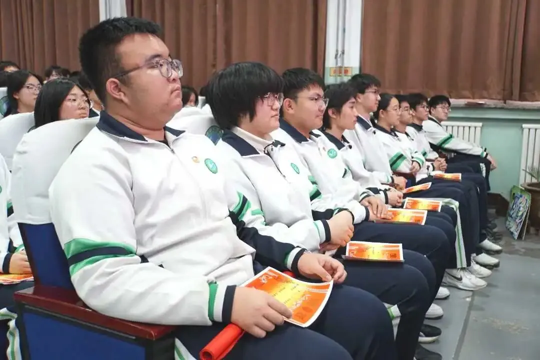 逐梦百日 决战中考——滨湖中学2026届中考百日誓师动员大会 第31张